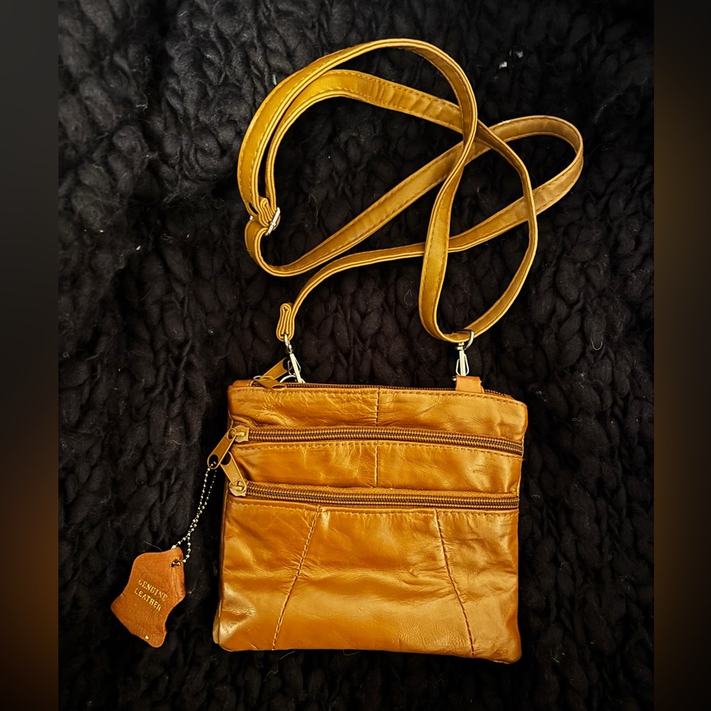 Vintage Genuine Leather Small Crossbody Pocketbook